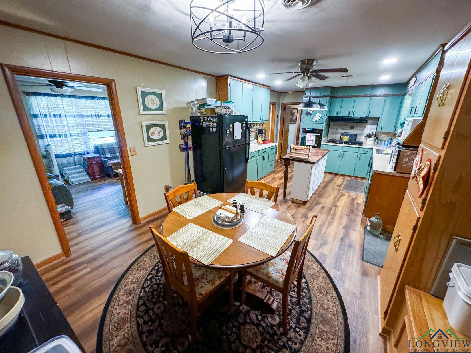 1004 Hillcrest Street, Linden, Texas image 15