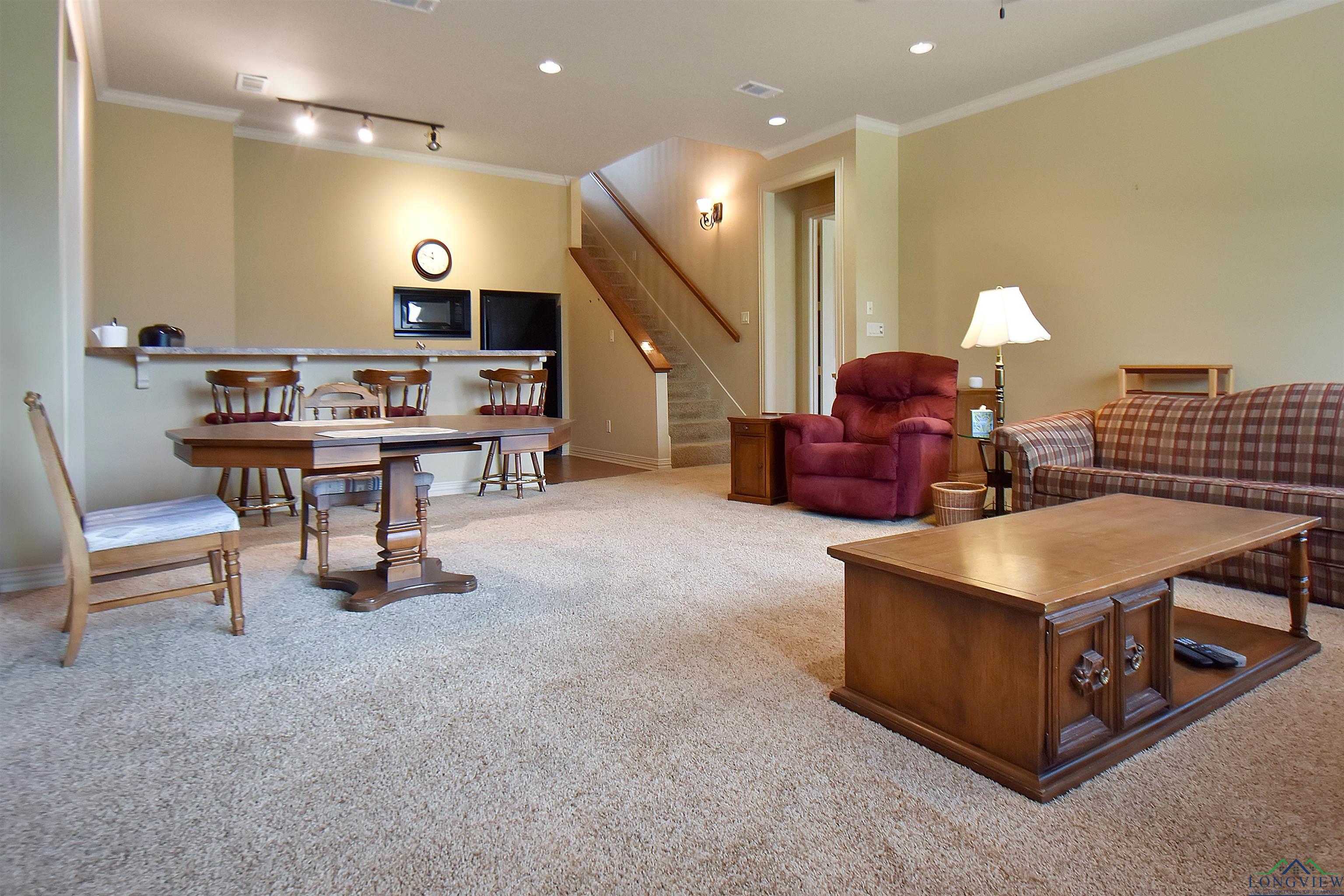 1860 S Holcomb Cir, Tyler, Texas image 27