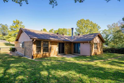 A home in Kilgore