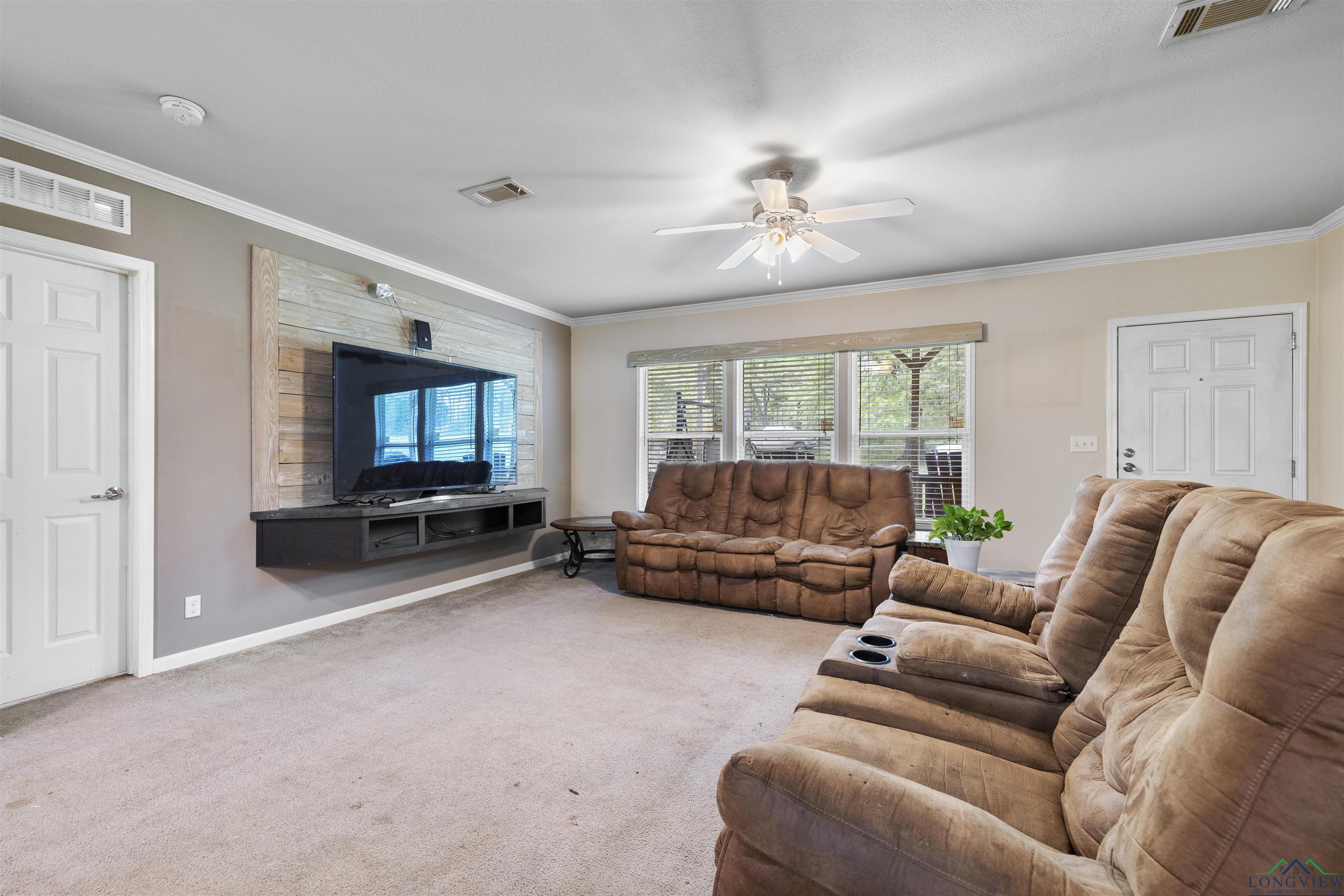 420 E Sexton St, Overton, Texas image 13