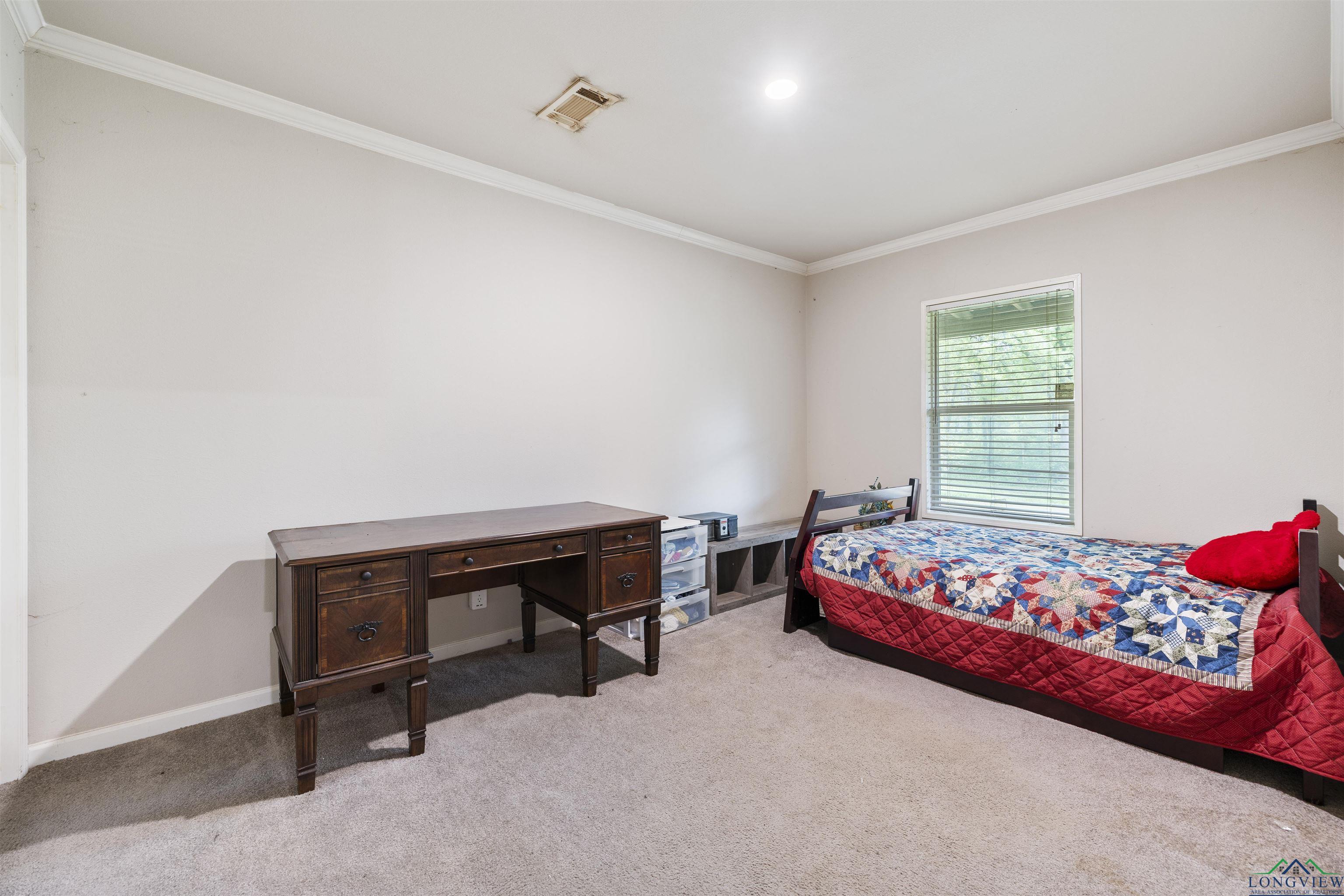 420 E Sexton St, Overton, Texas image 22