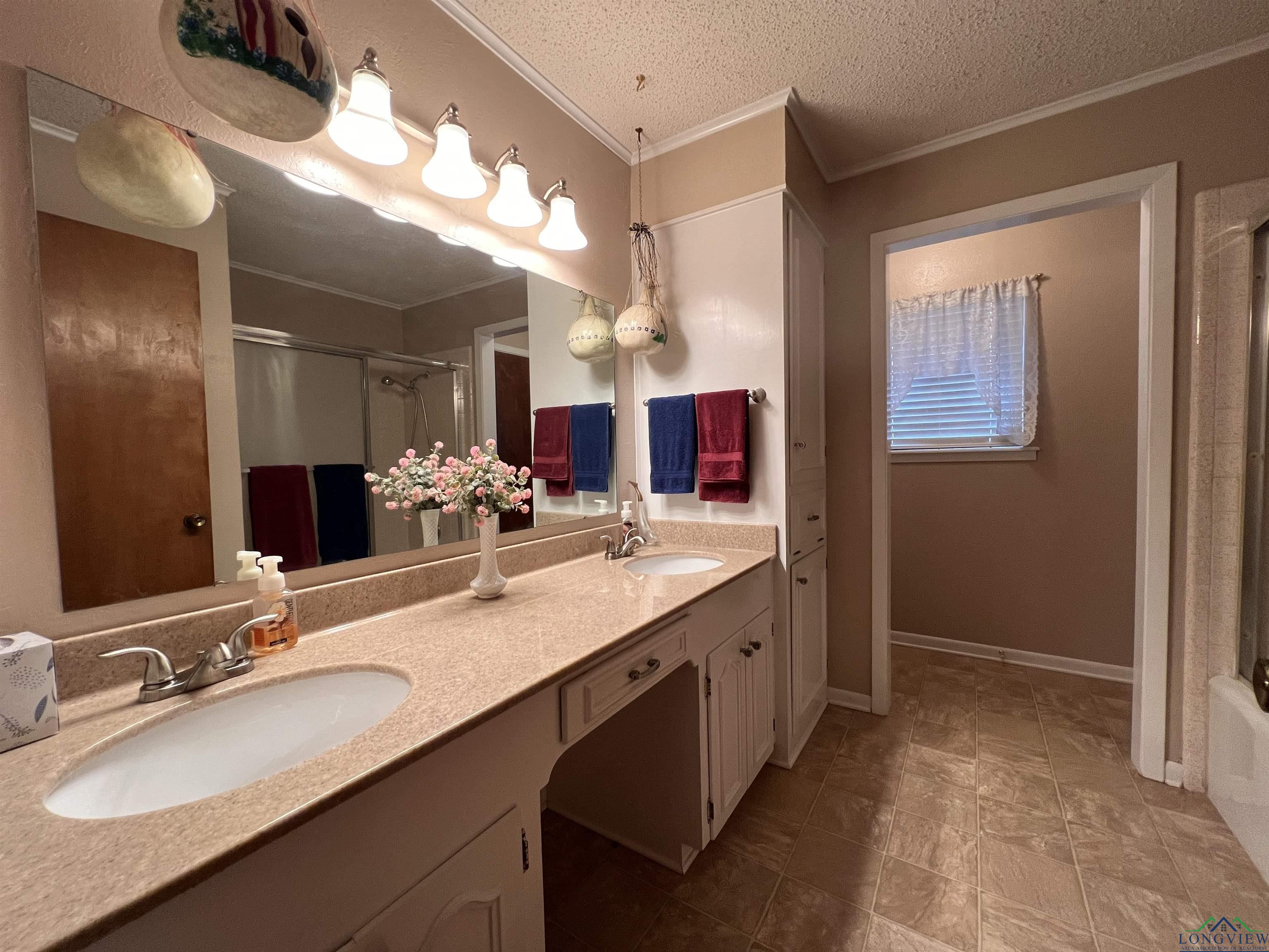 403 W Augusta Ln, Carthage, Texas image 14