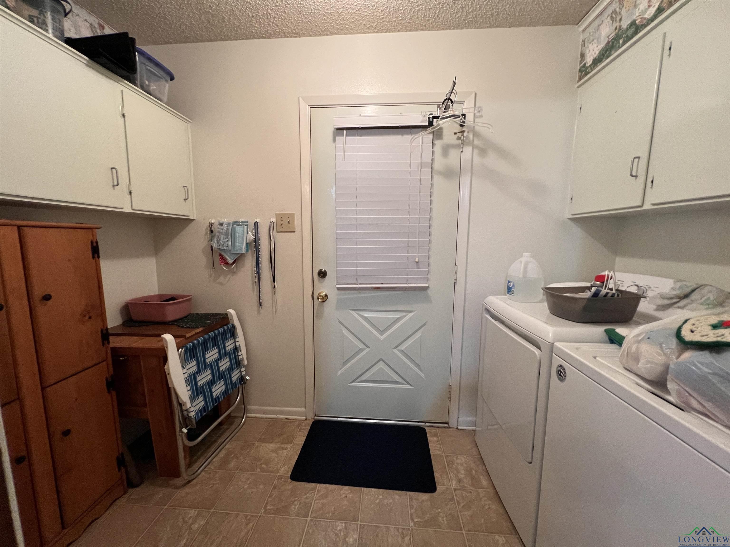403 W Augusta Ln, Carthage, Texas image 7