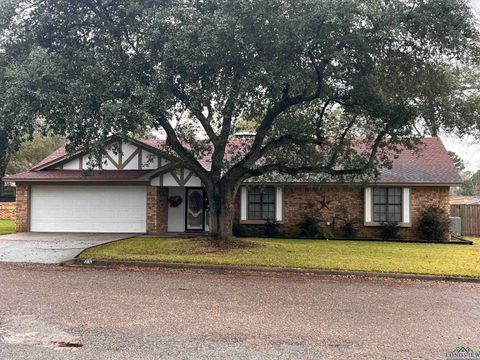 A home in Carthage