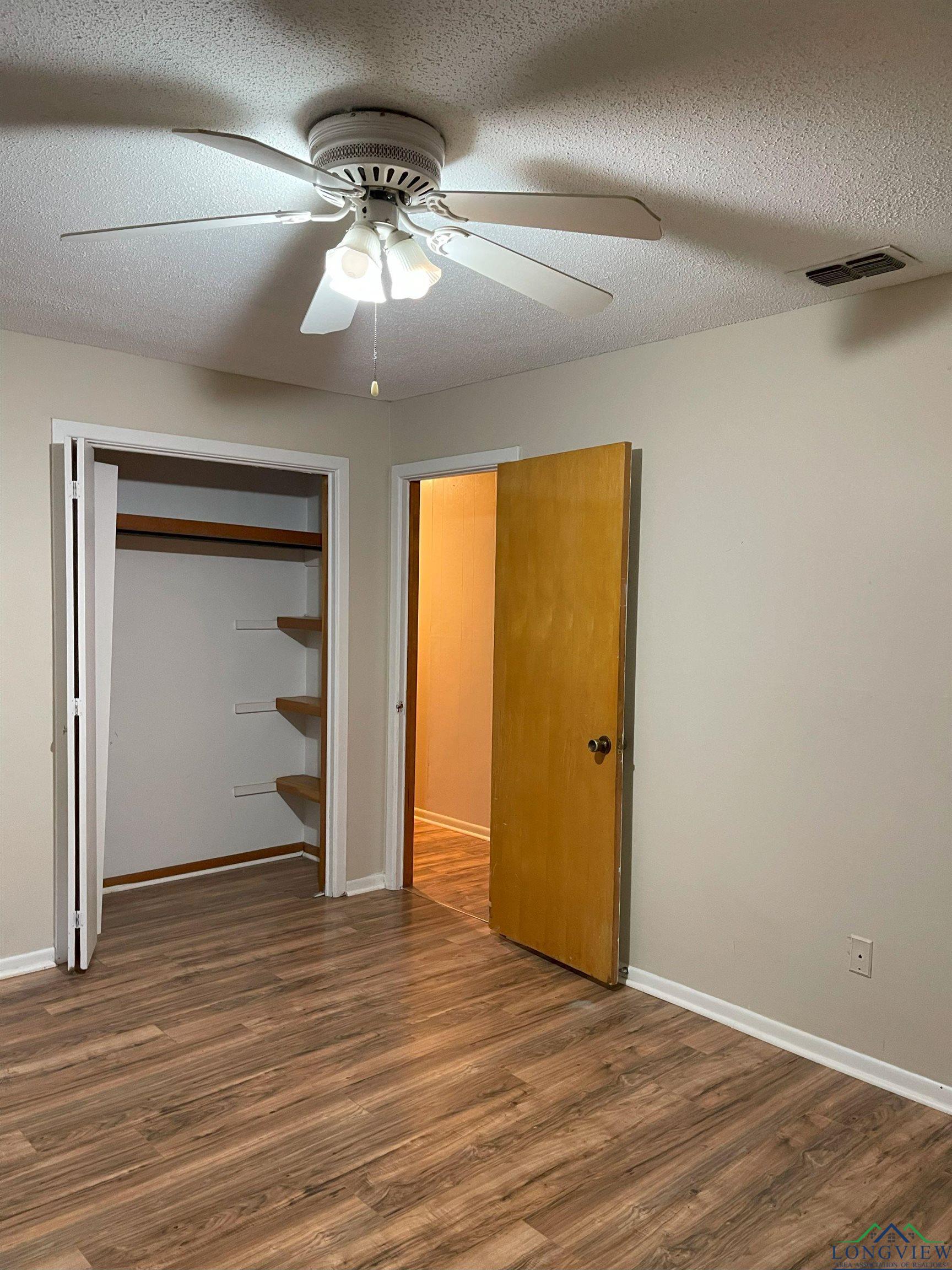 302 S Oak St, Linden, Texas image 9