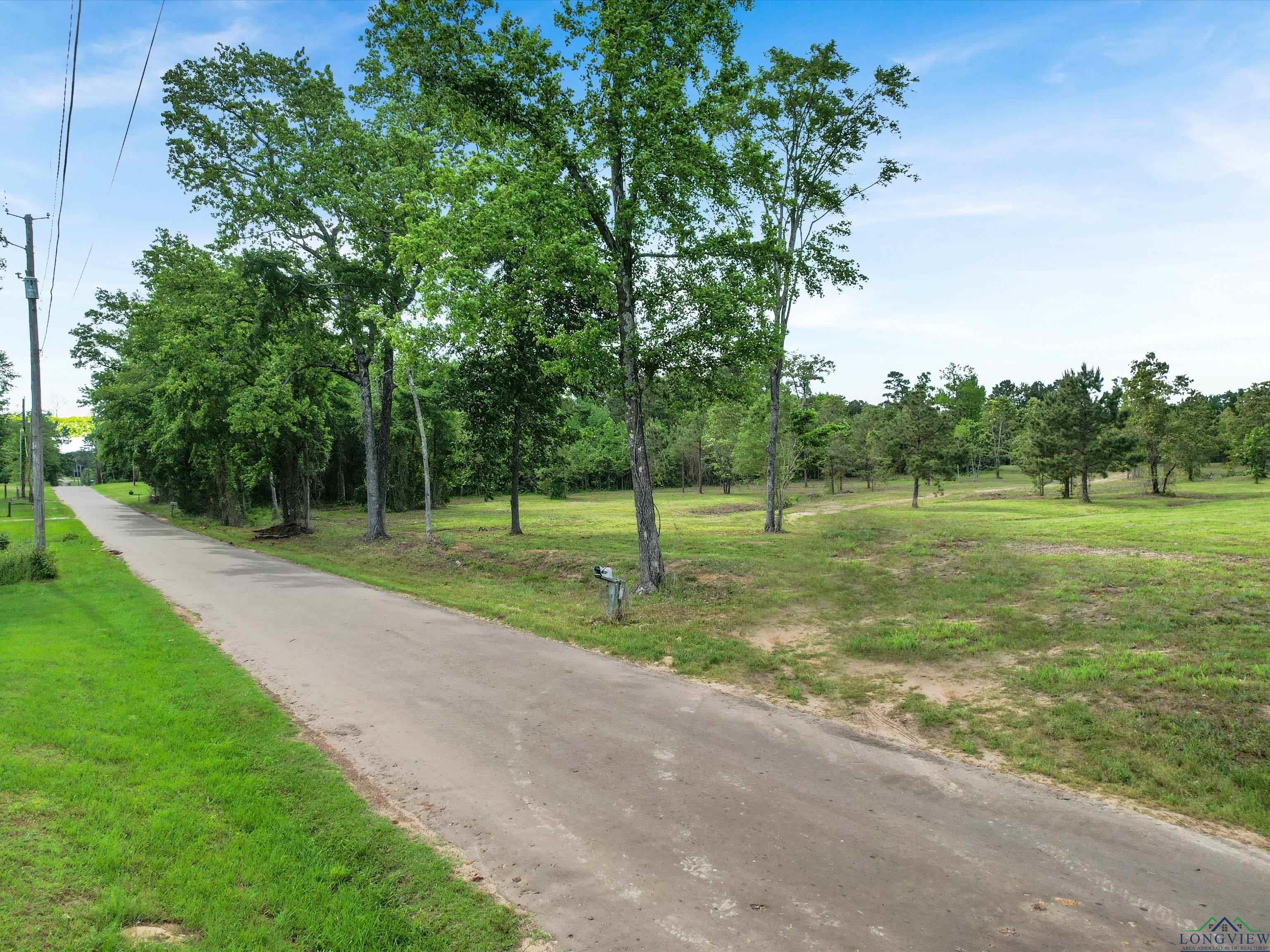 750 County Road 2866, Hughes Springs, Texas image 11