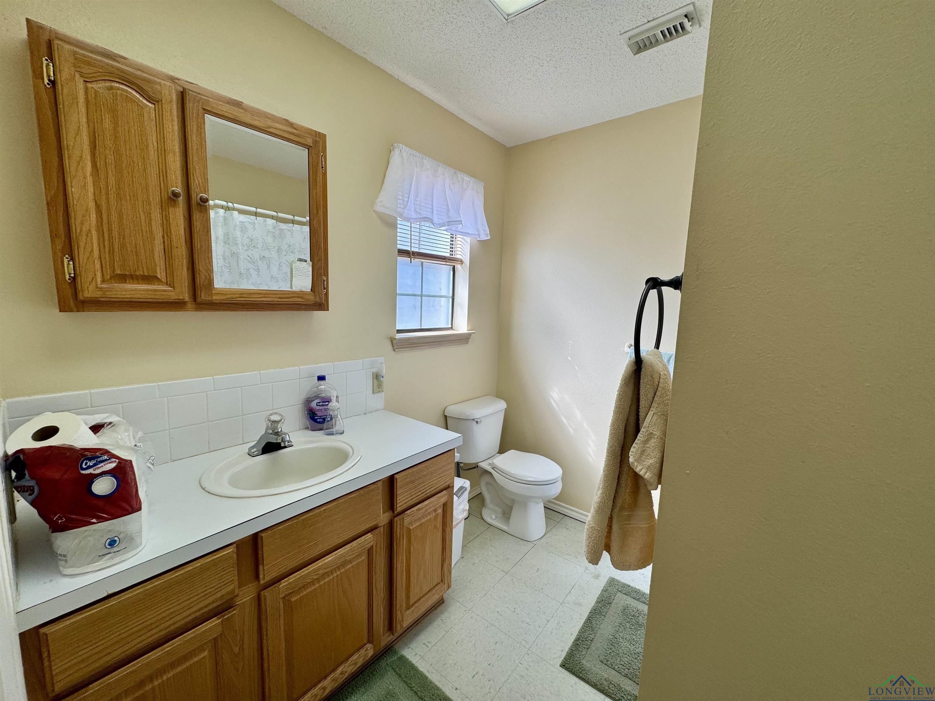 1686 N Cr 4131, Henderson, Texas image 14