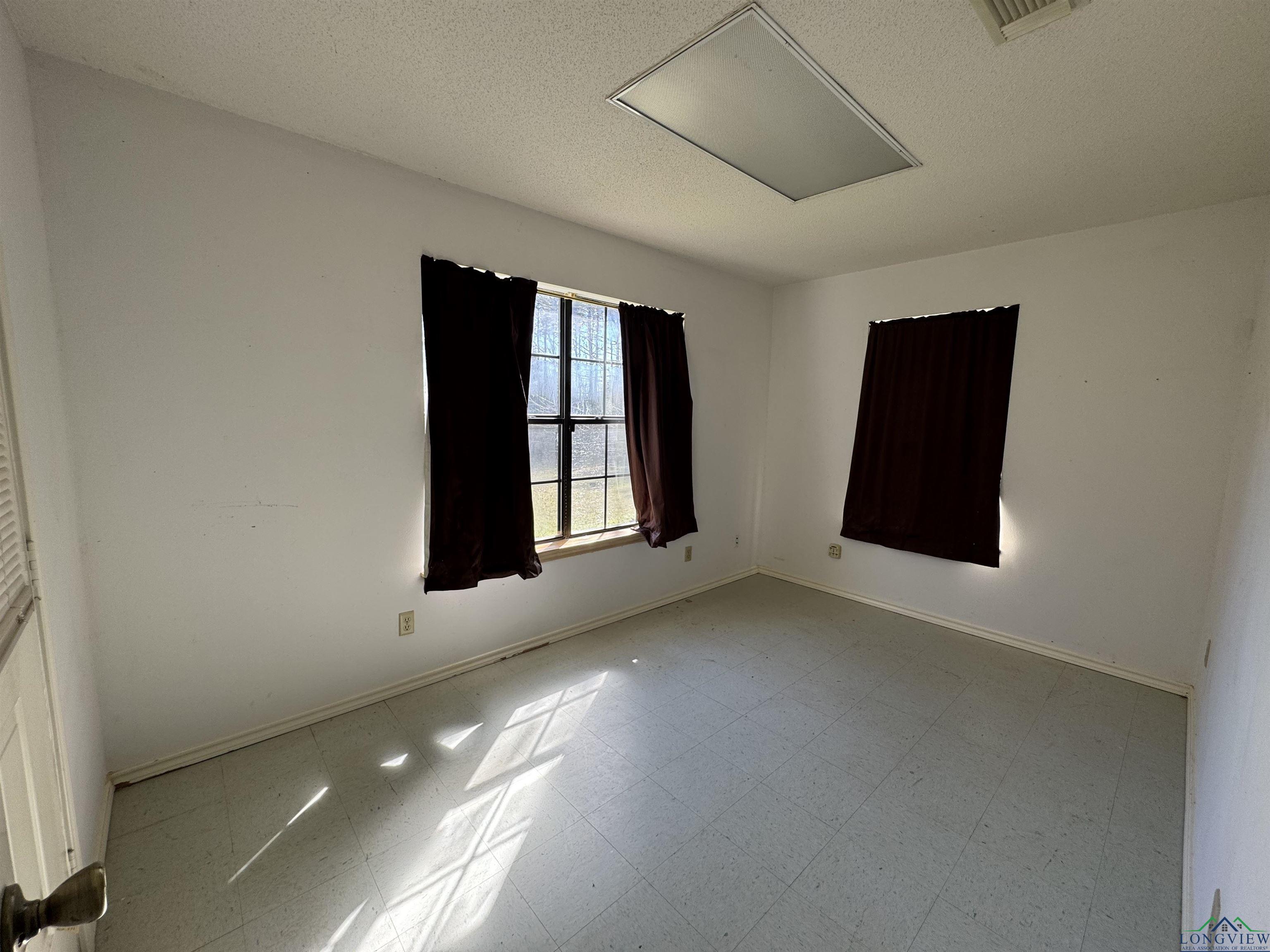 1686 N Cr 4131, Henderson, Texas image 10