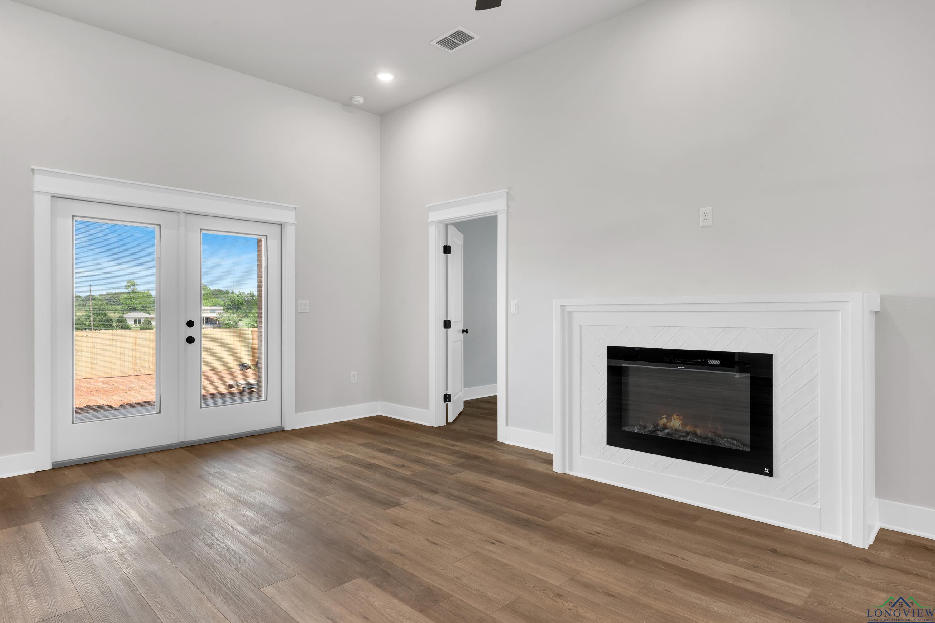 1513 Wellington Lane, Longview, Texas image 9