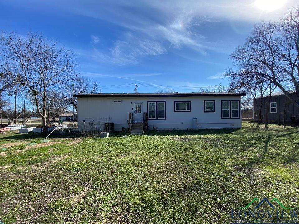 108 Pine St, Eddy, Texas image 3