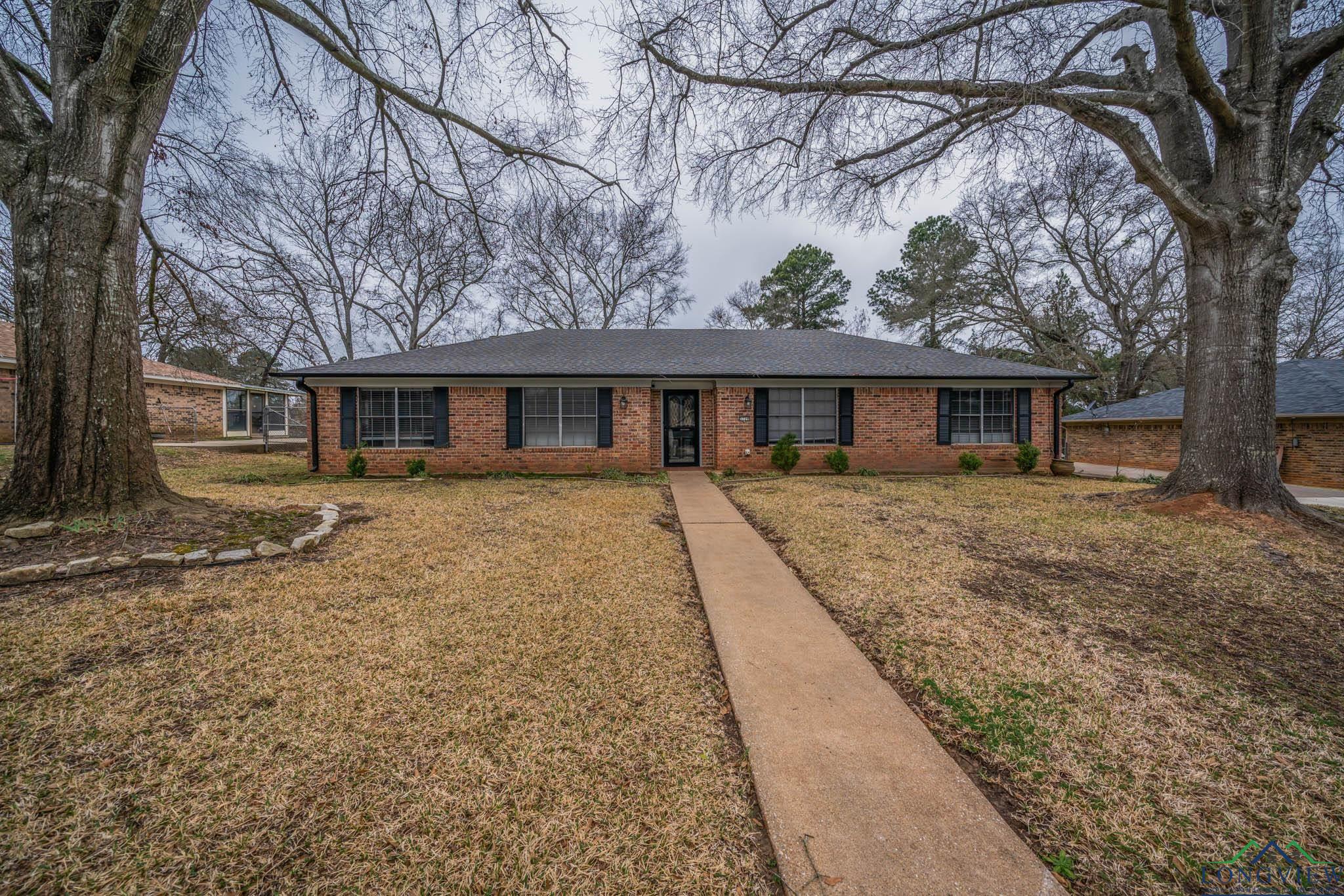 3729 Linda Kaye Dr, Longview, Texas image 2