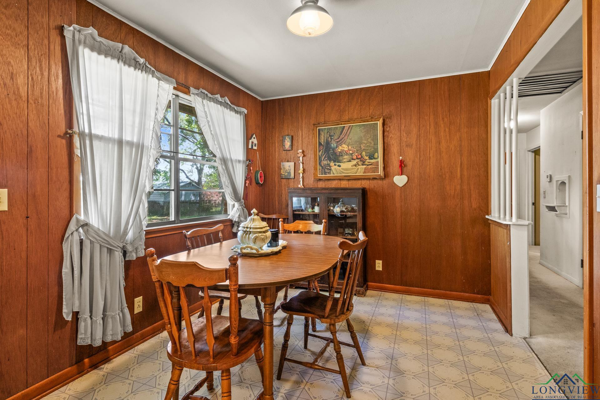 104 Hilltop Dr, Naples, Texas image 4