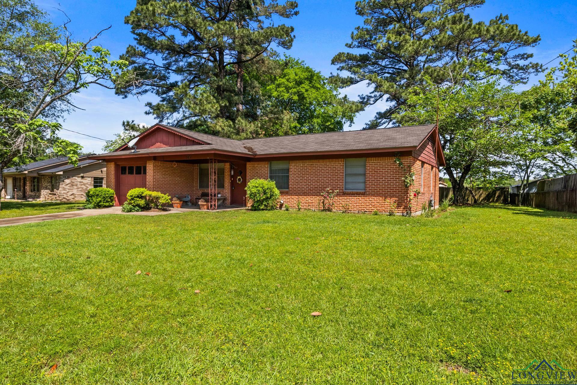 104 Hilltop Dr, Naples, Texas image 7