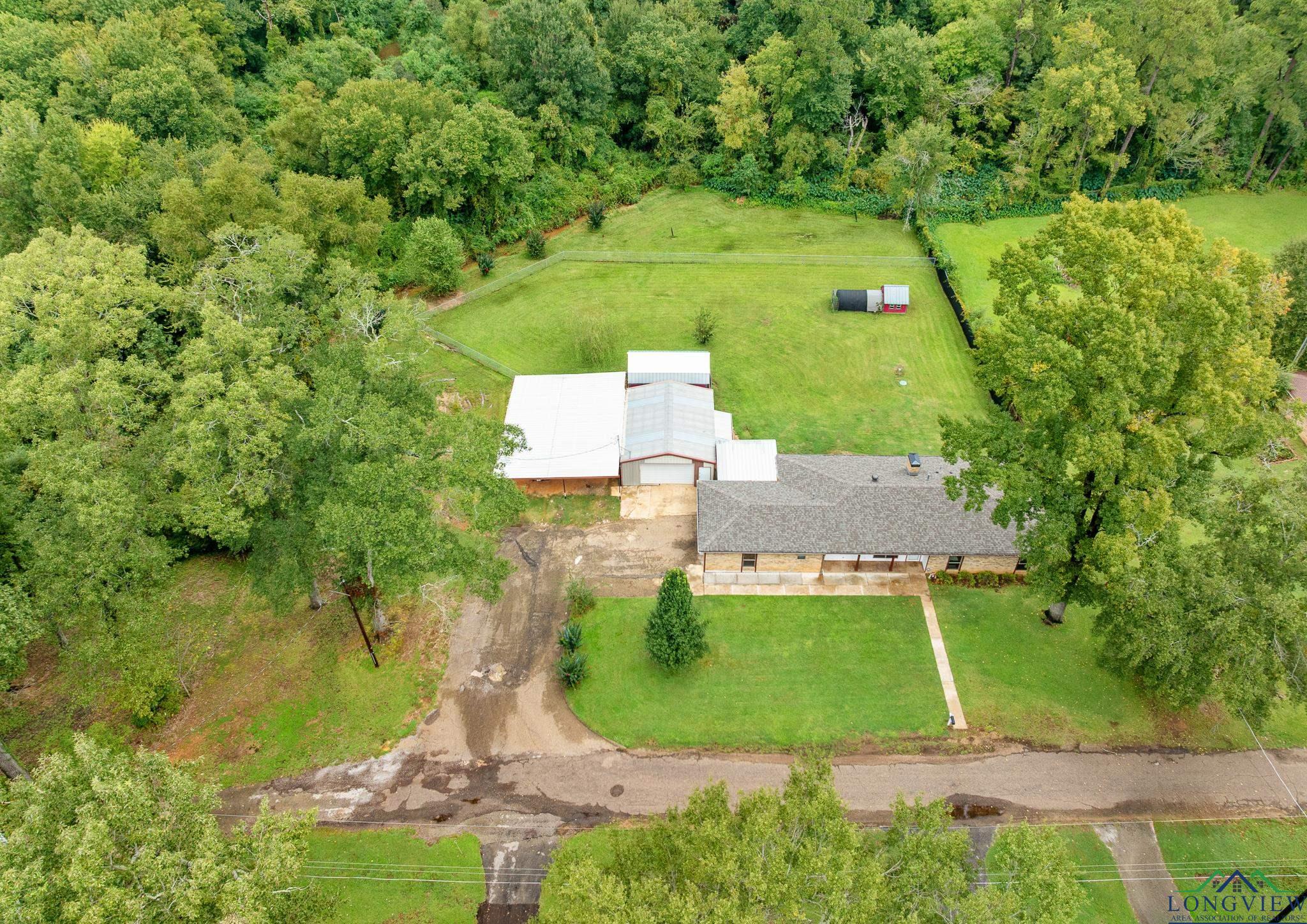 Longview, Texas 75605, United States, 3 Bedrooms Bedrooms, ,2 BathroomsBathrooms,Residential,Active,207941