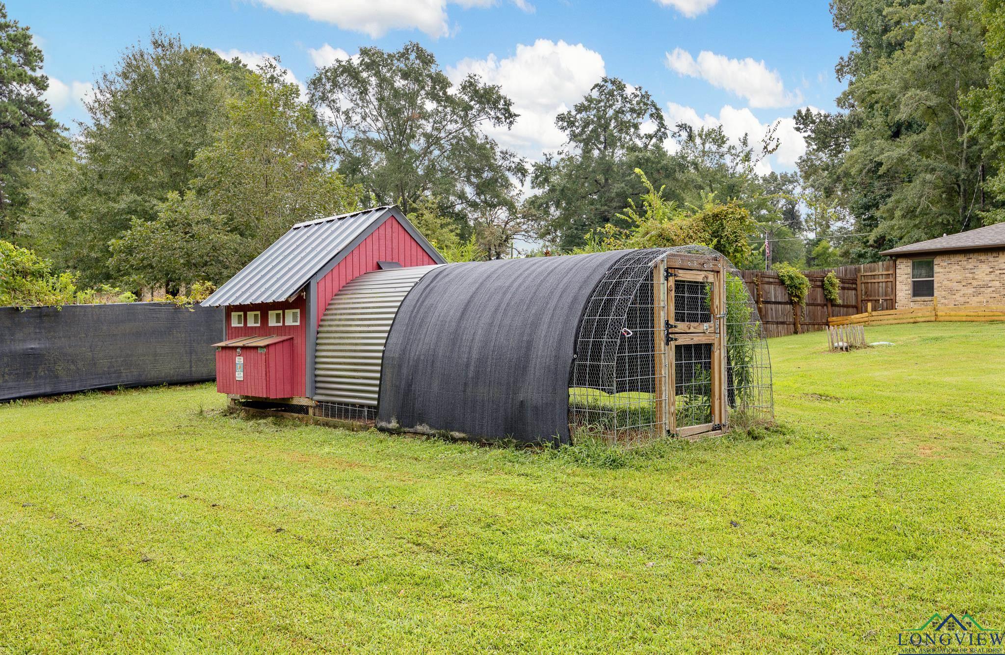 Longview, Texas 75605, United States, 3 Bedrooms Bedrooms, ,2 BathroomsBathrooms,Residential,Active,207941