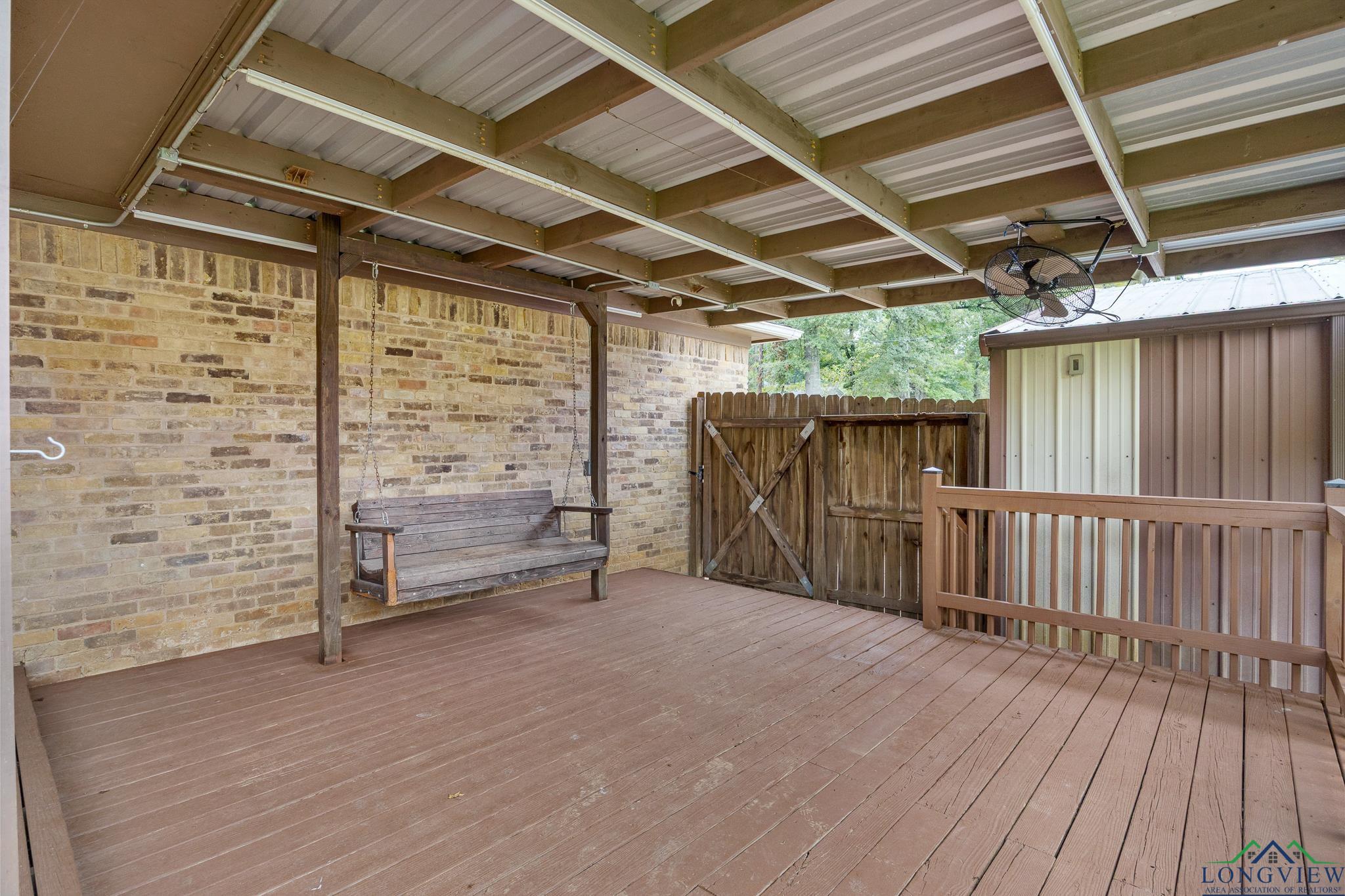 Longview, Texas 75605, United States, 3 Bedrooms Bedrooms, ,2 BathroomsBathrooms,Residential,Active,207941