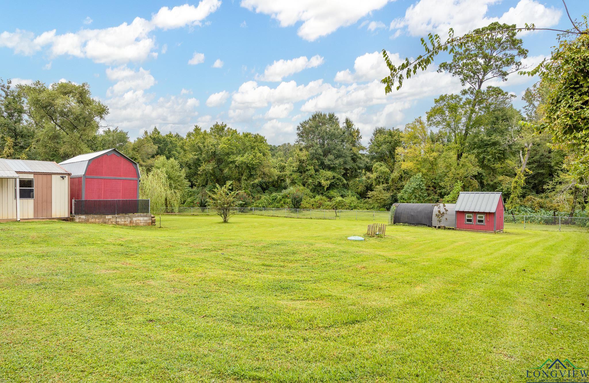Longview, Texas 75605, United States, 3 Bedrooms Bedrooms, ,2 BathroomsBathrooms,Residential,Active,207941