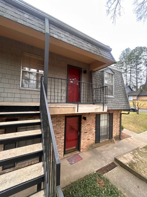 Homes For Sale - 1610 N Seventh St Apt 44<br/> Gregg County, Longview, TX 75605