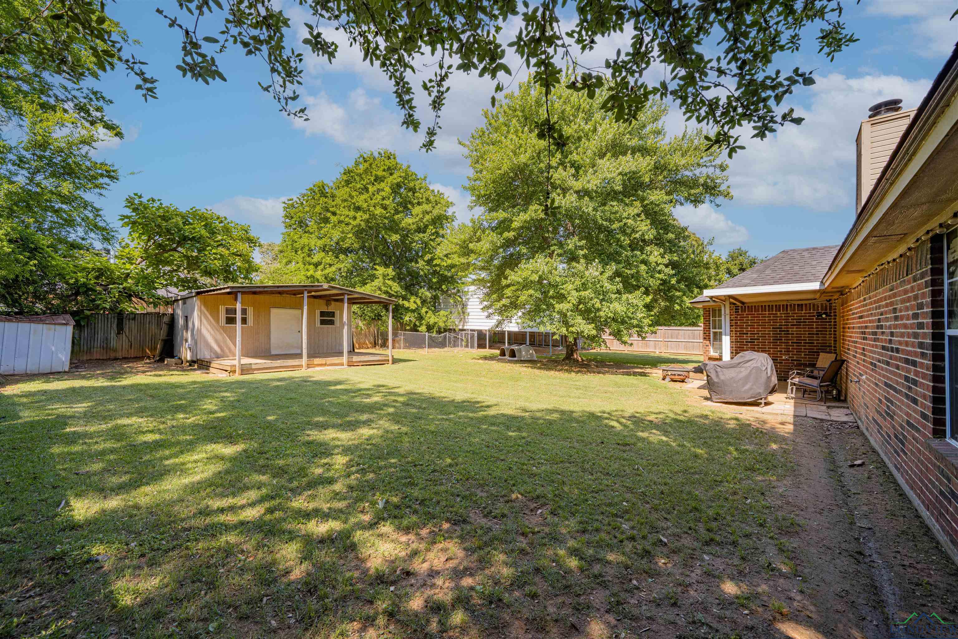 1505 Leach St, Kilgore, Texas image 16