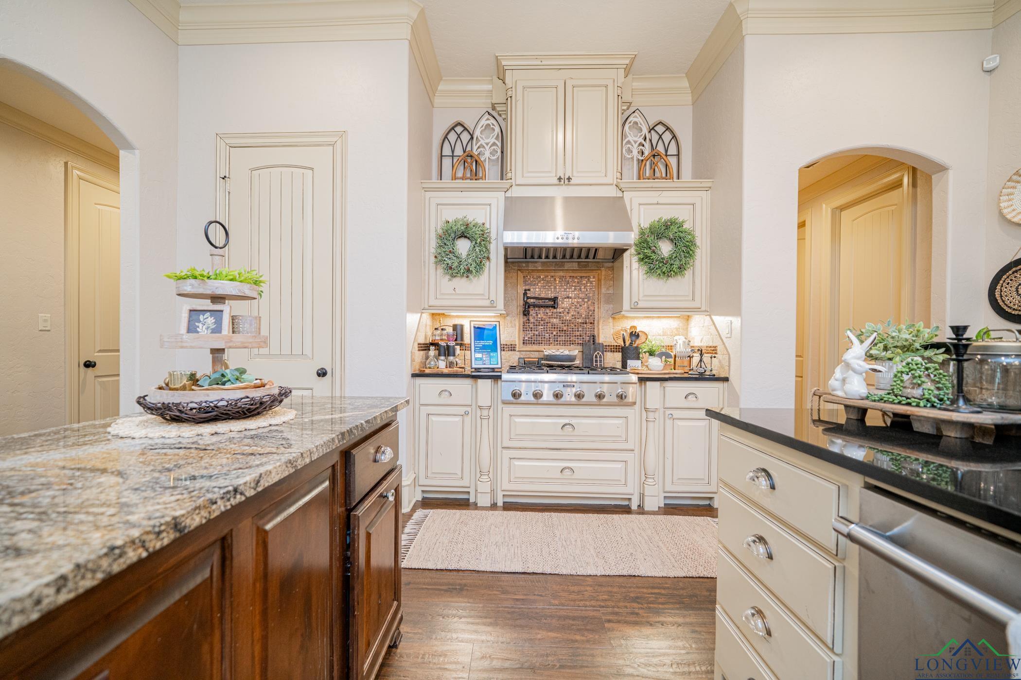 1701 Riviera Drive, Longview, Texas image 10