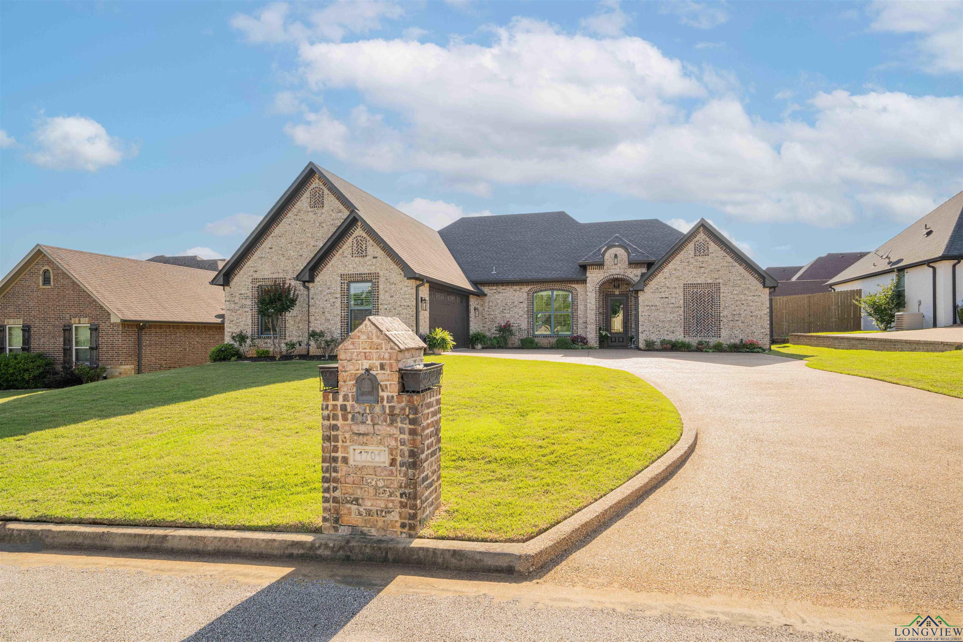 1701 Riviera Drive, Longview, Texas image 2