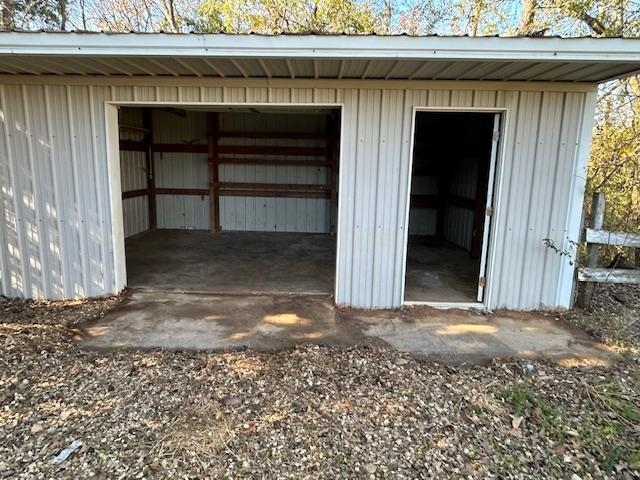 Frankston, Texas 75763, United States, 4 Bedrooms Bedrooms, ,3 BathroomsBathrooms,Residential,Active,254522