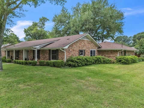 Homes For Sale - 2005 Cardinal St<br/> Longview, TX 75601