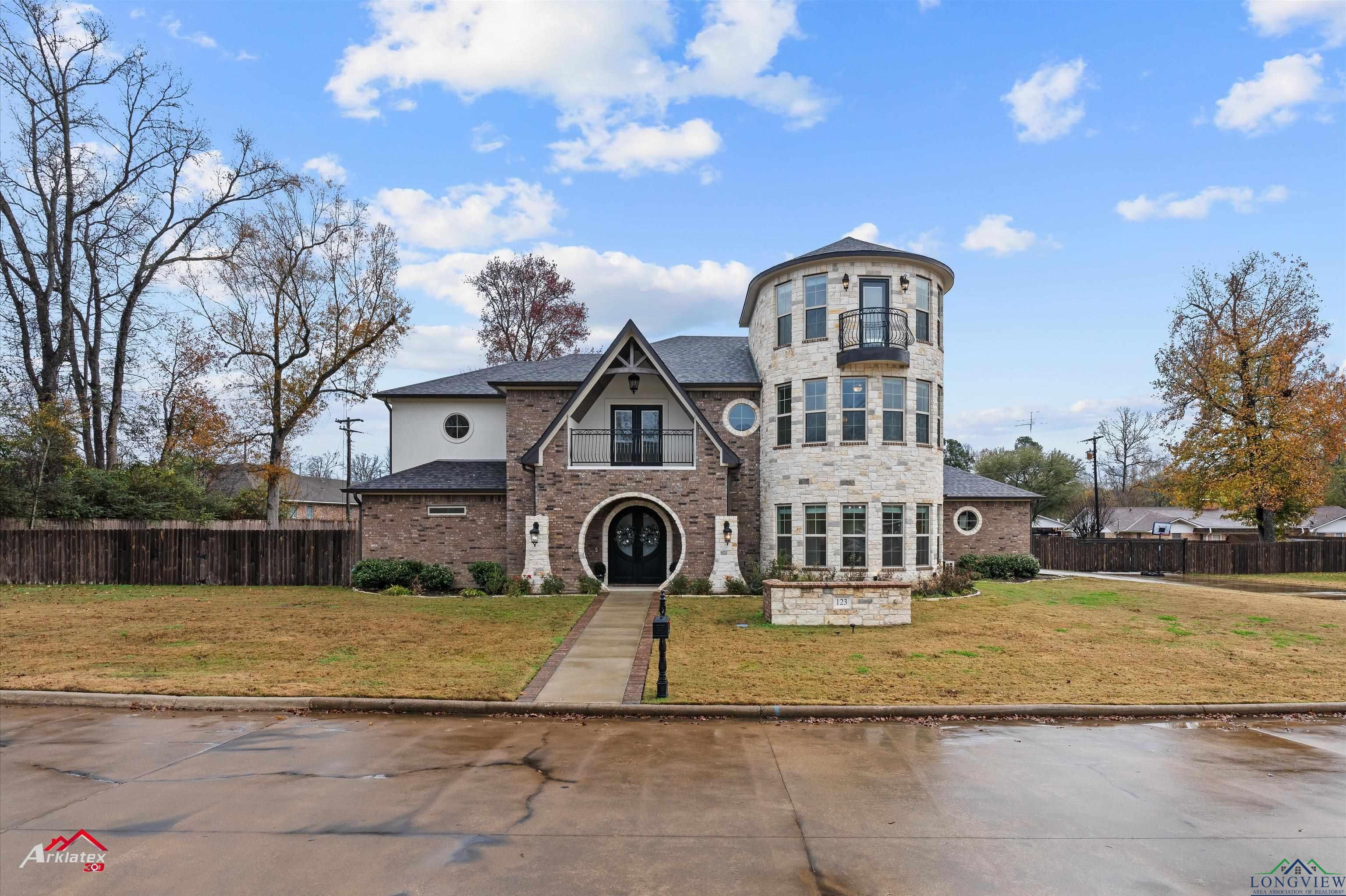 123 Stonegate, Carthage, Texas image 2