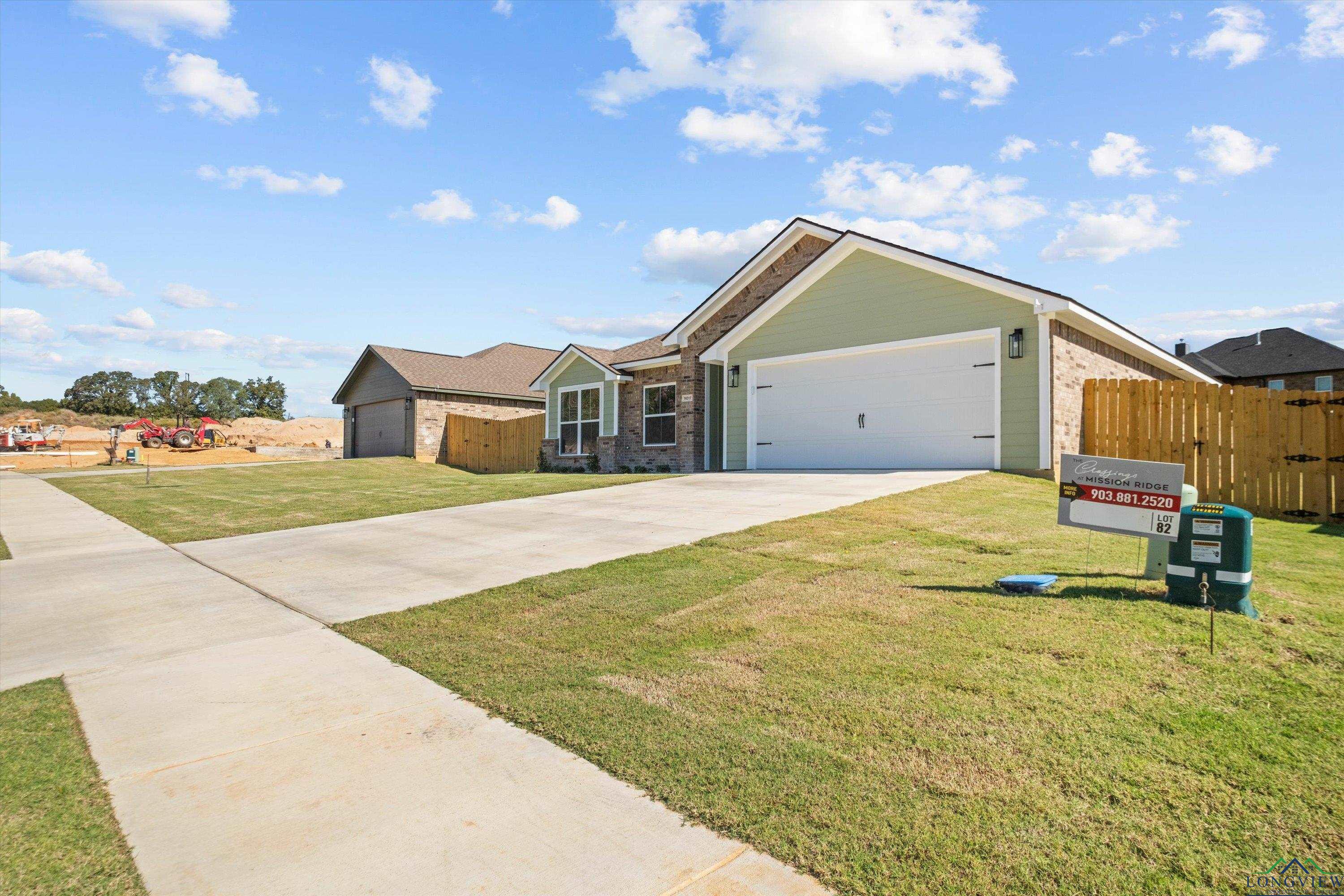 16317 Crossing Circle, Lindale, Texas image 3