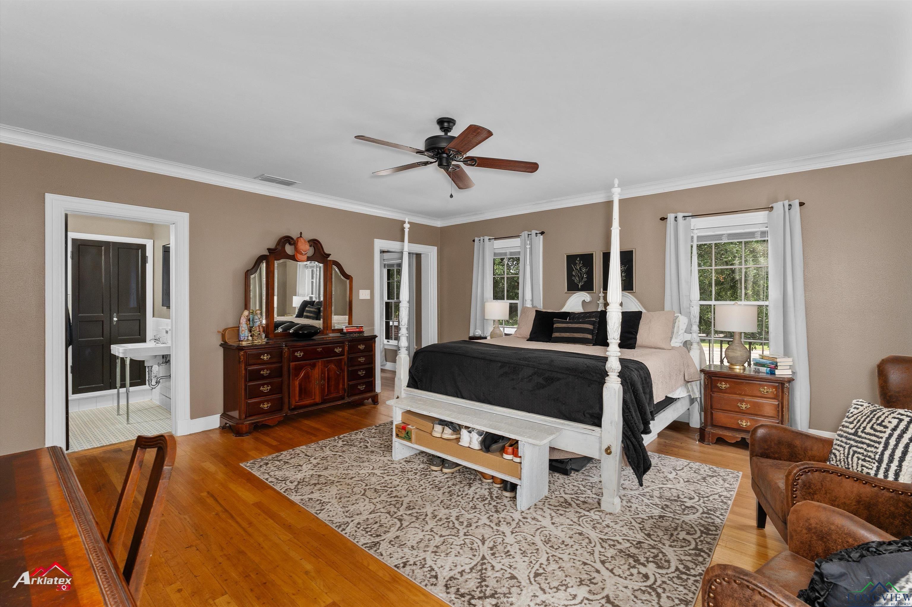 1010 S Main St, Henderson, Texas image 37