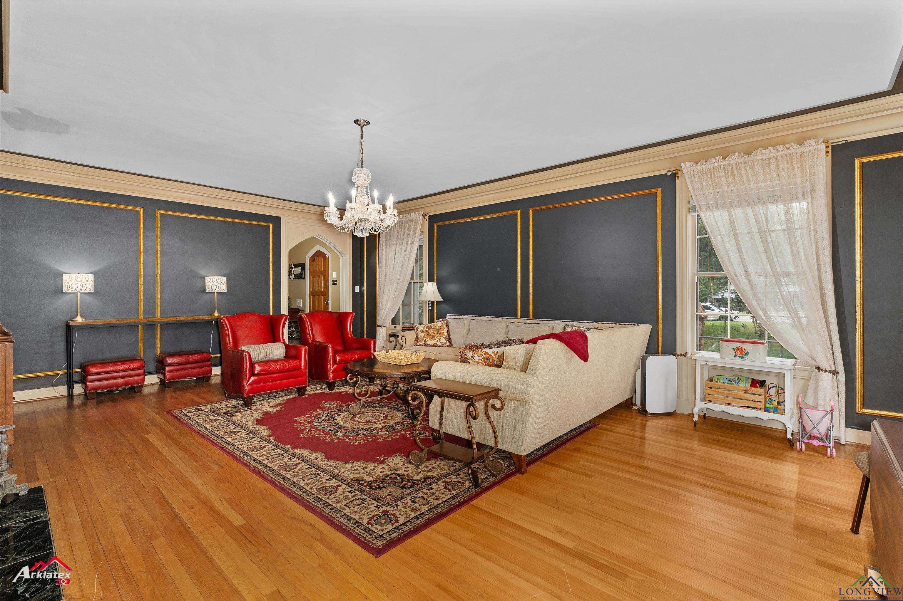 1010 S Main St, Henderson, Texas image 12