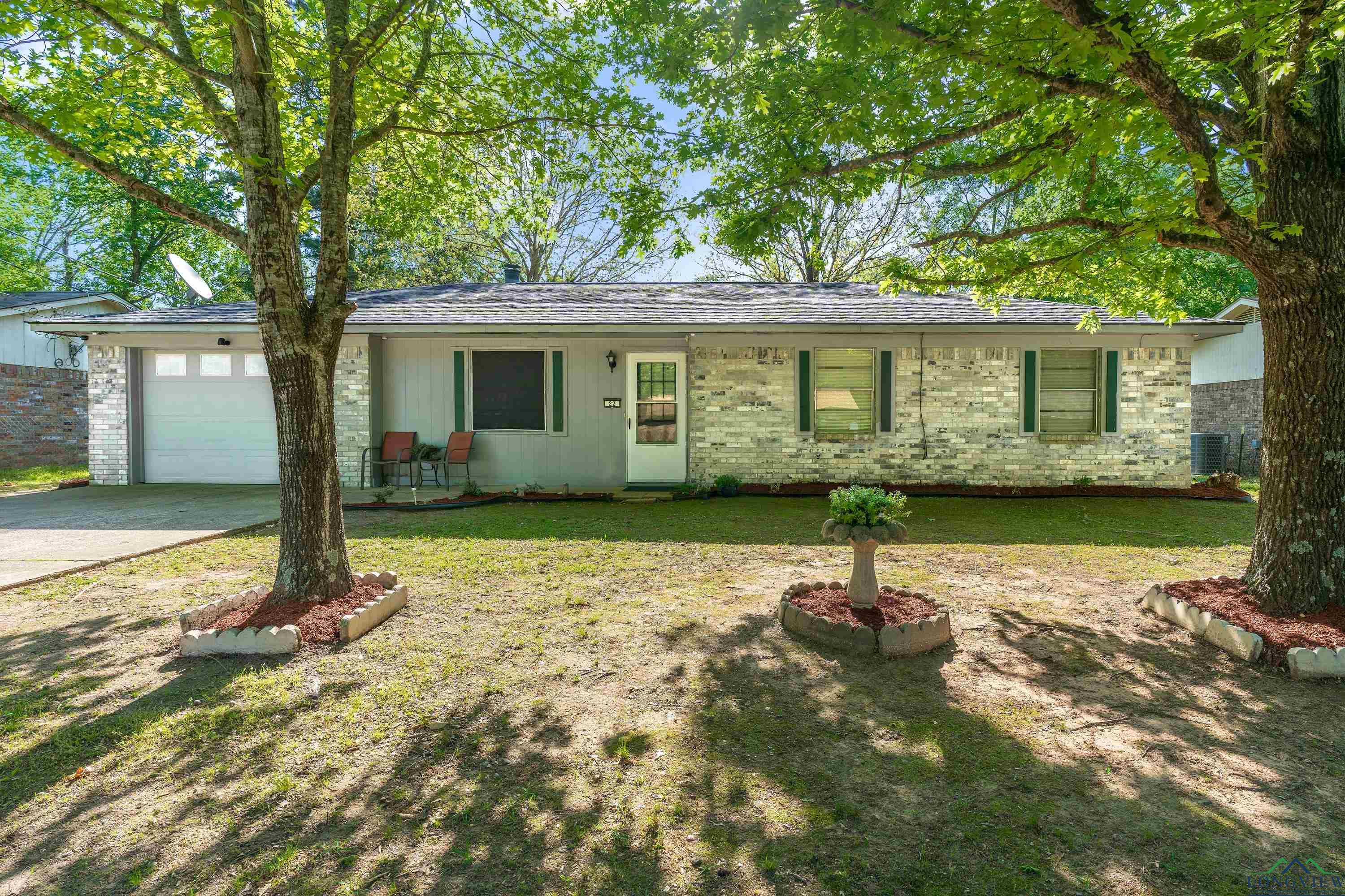 22 Melanie Court, Longview, Texas image 1