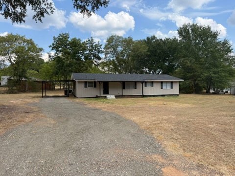 Homes For Sale - 582 Main Street<br/> Gilmer, TX 75645