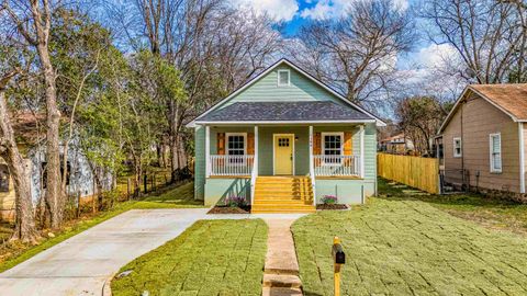 Homes For Sale - 106 N Paul St<br/> Gladewater, TX 75647