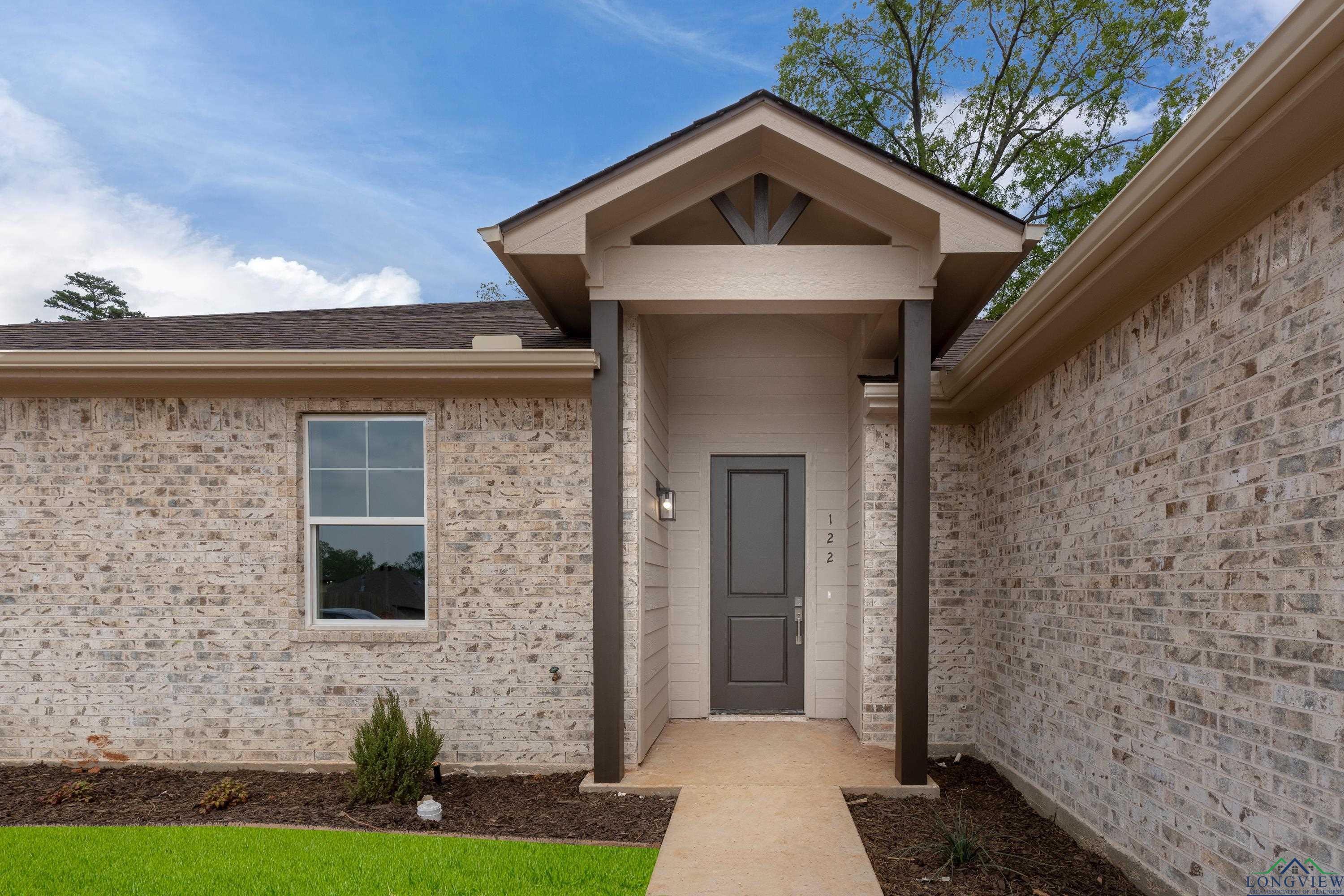 122 Mia Ln, Longview, Texas image 2