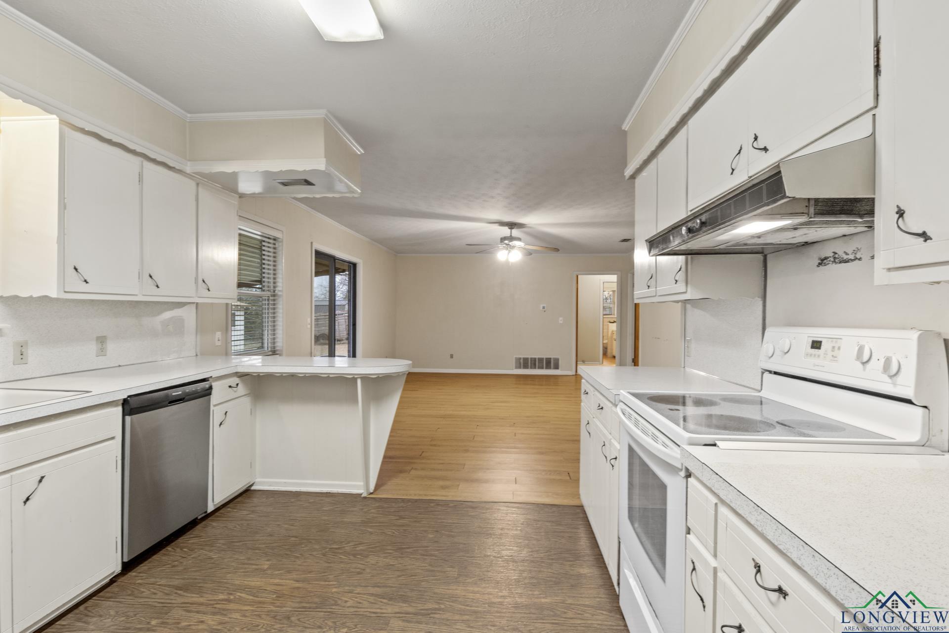 503 Front St, Naples, New Mexico image 15