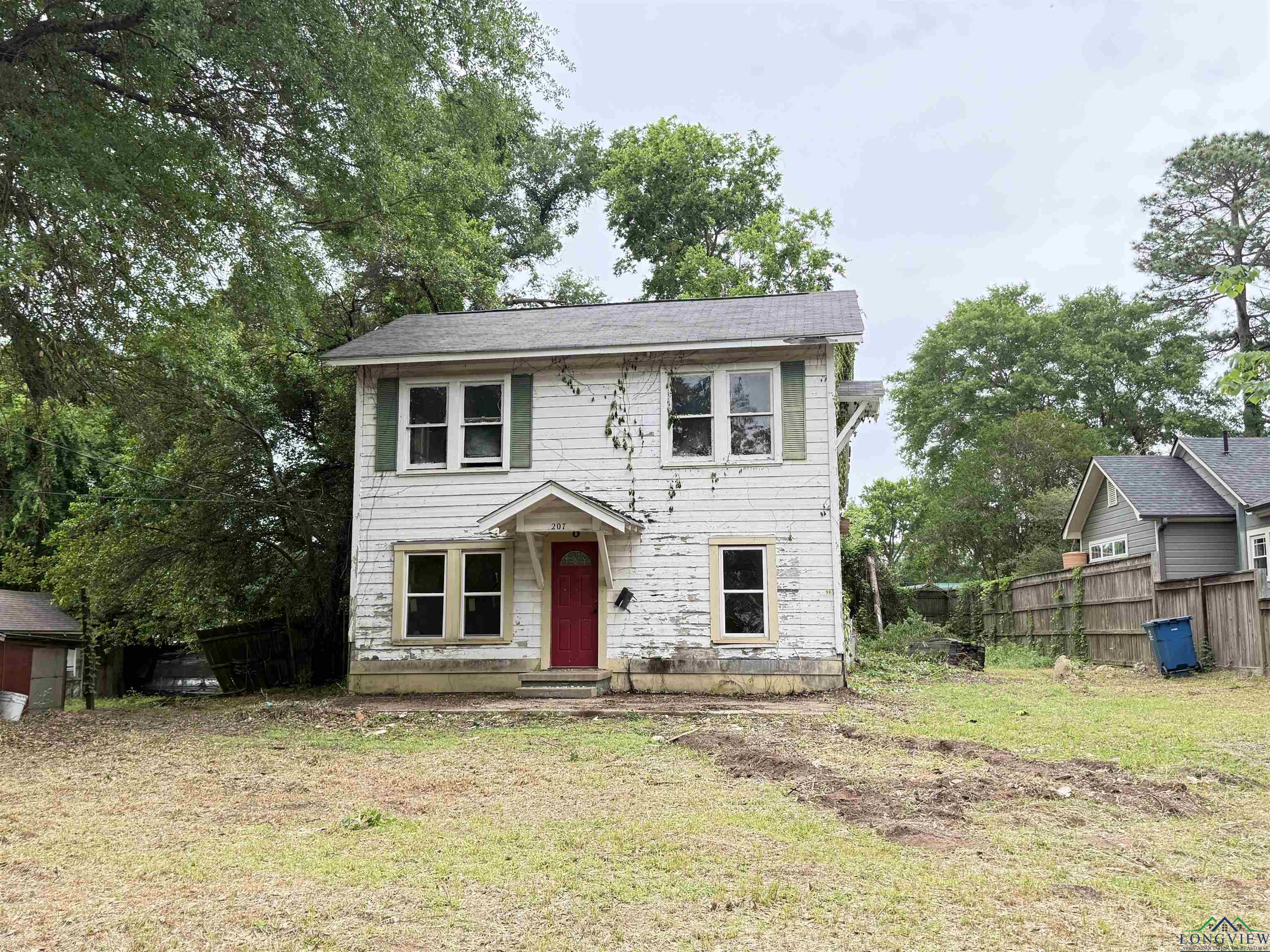 207 Watson St, Henderson, Texas image 1
