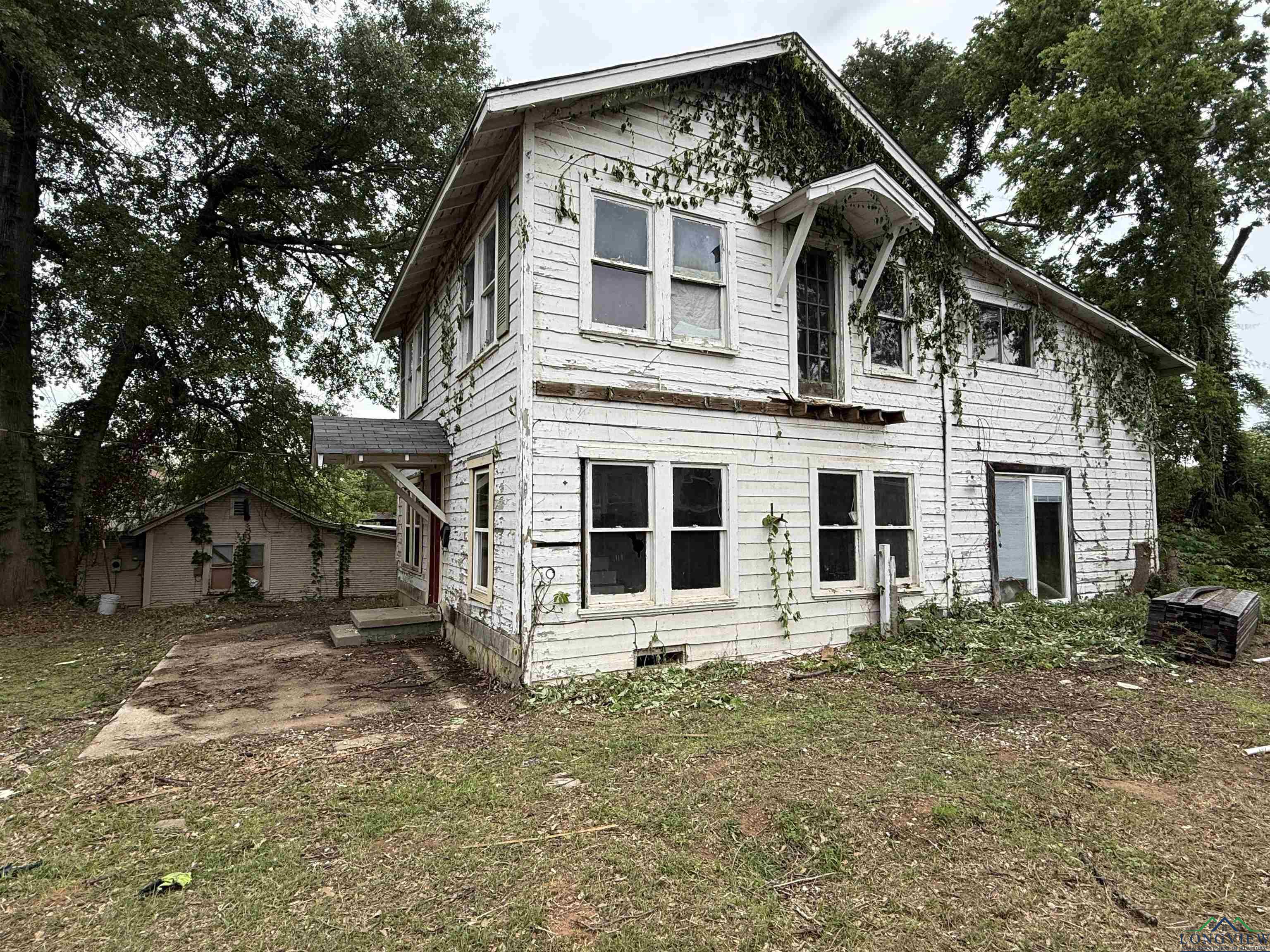 207 Watson St, Henderson, Texas image 4