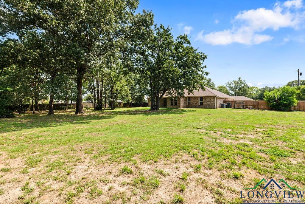 17211 Cory Ray Ln, Lindale, Texas image 34