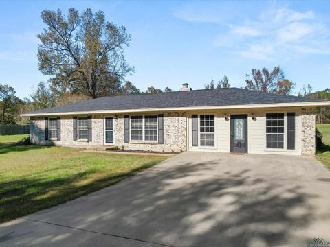 A home in Hughes Springs