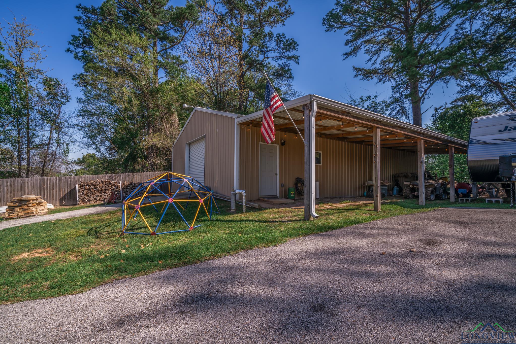 243 Lyndall St, Gladewater, Texas image 28