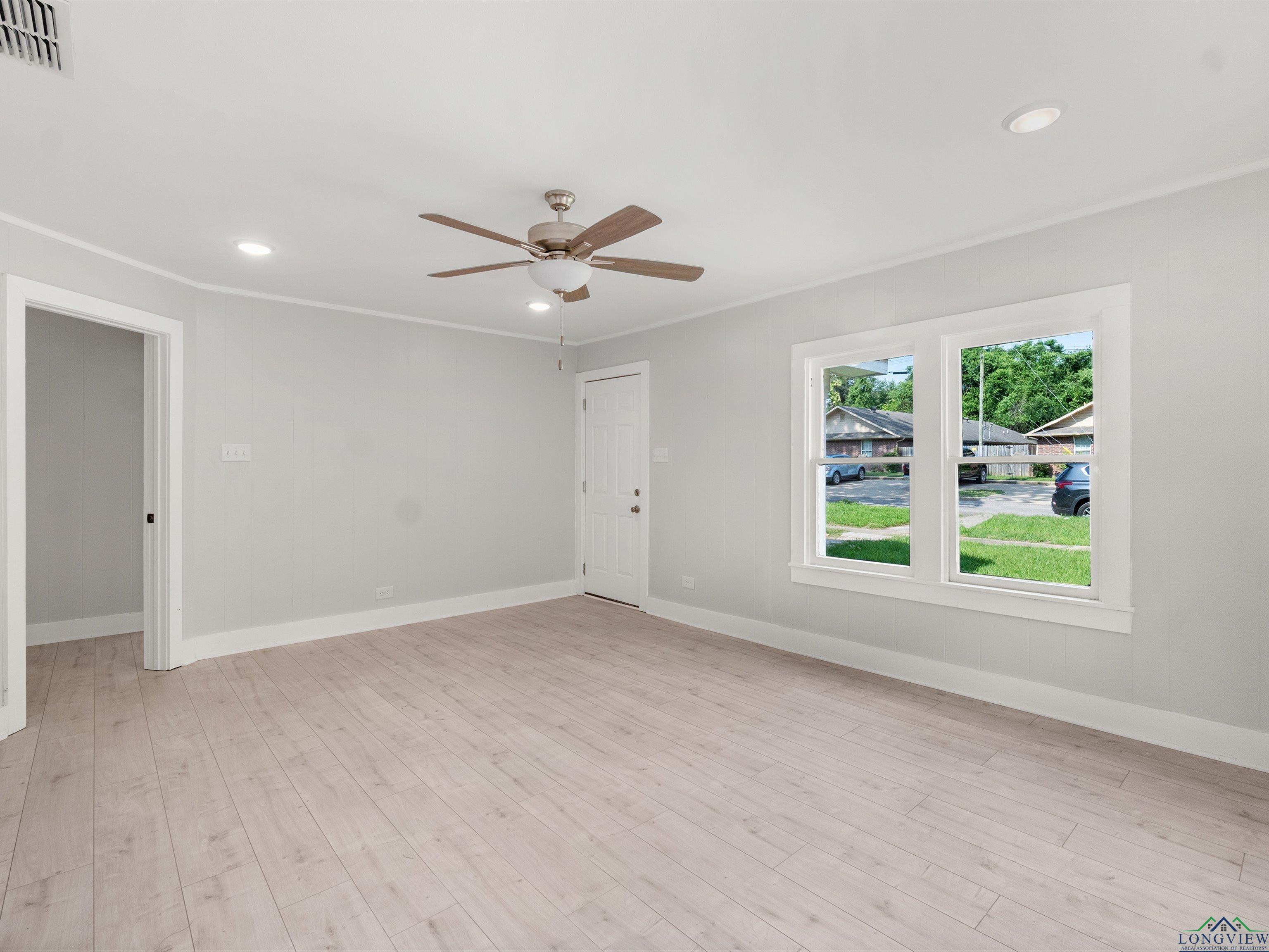 617 N Trinity St, Gilmer, Texas image 11