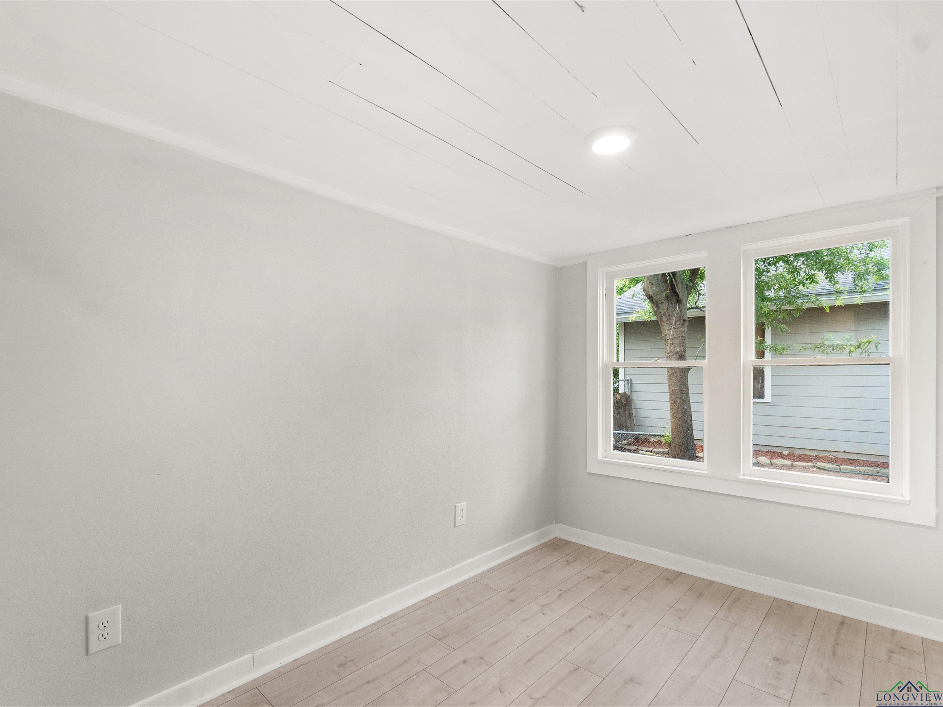 617 N Trinity St, Gilmer, Texas image 18