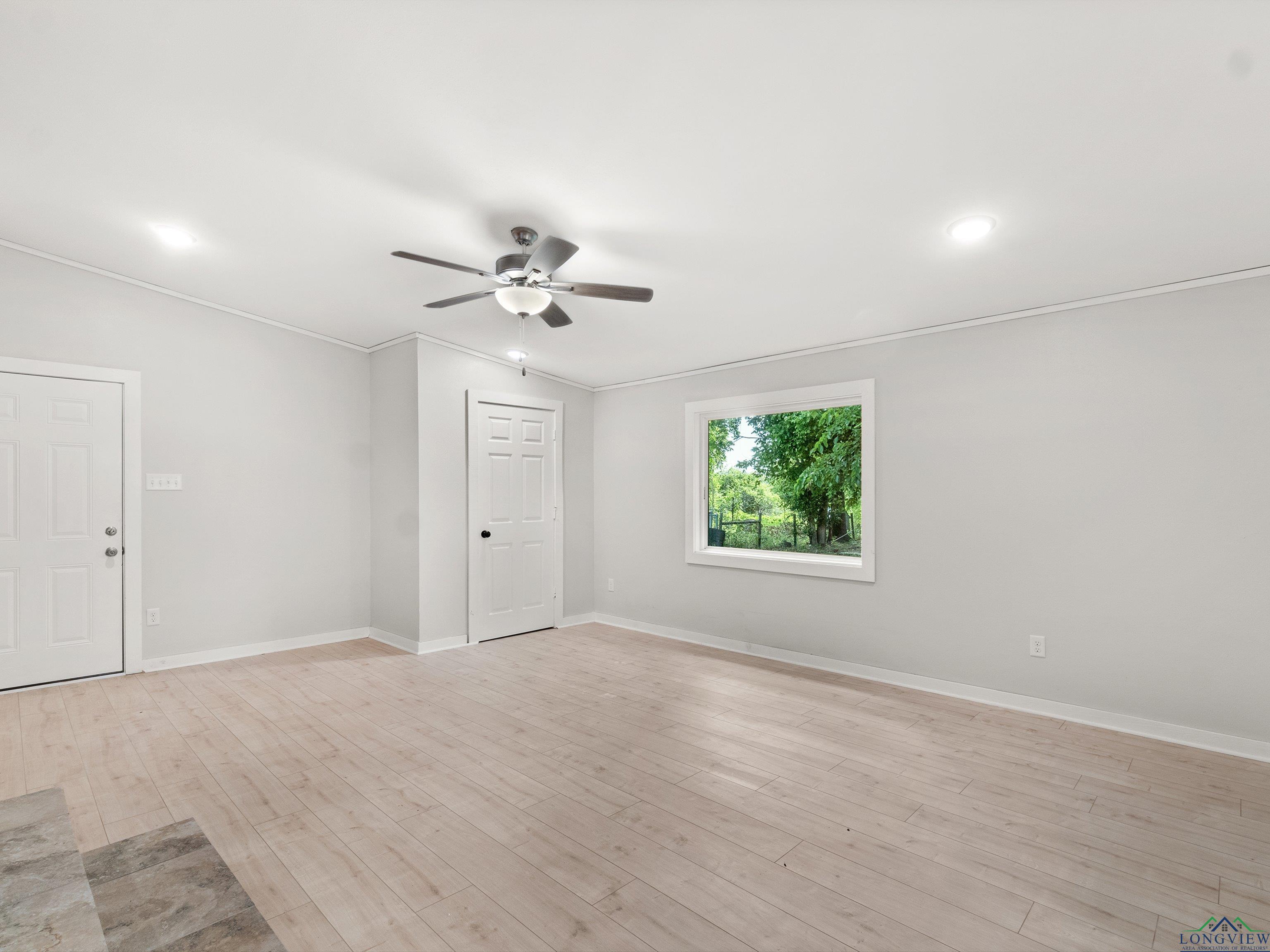 617 N Trinity St, Gilmer, Texas image 19