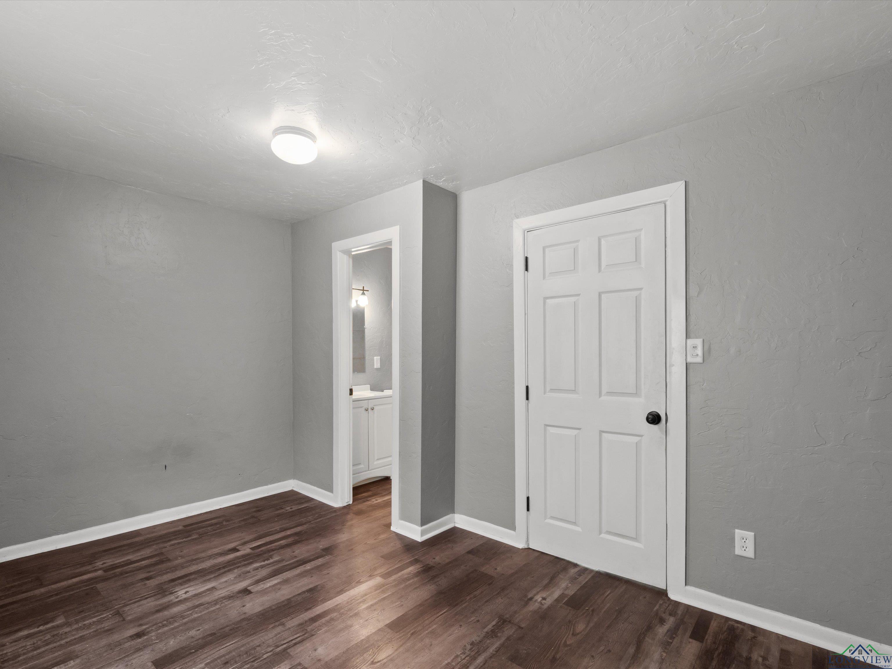 509 Clark St, Gilmer, Texas image 14