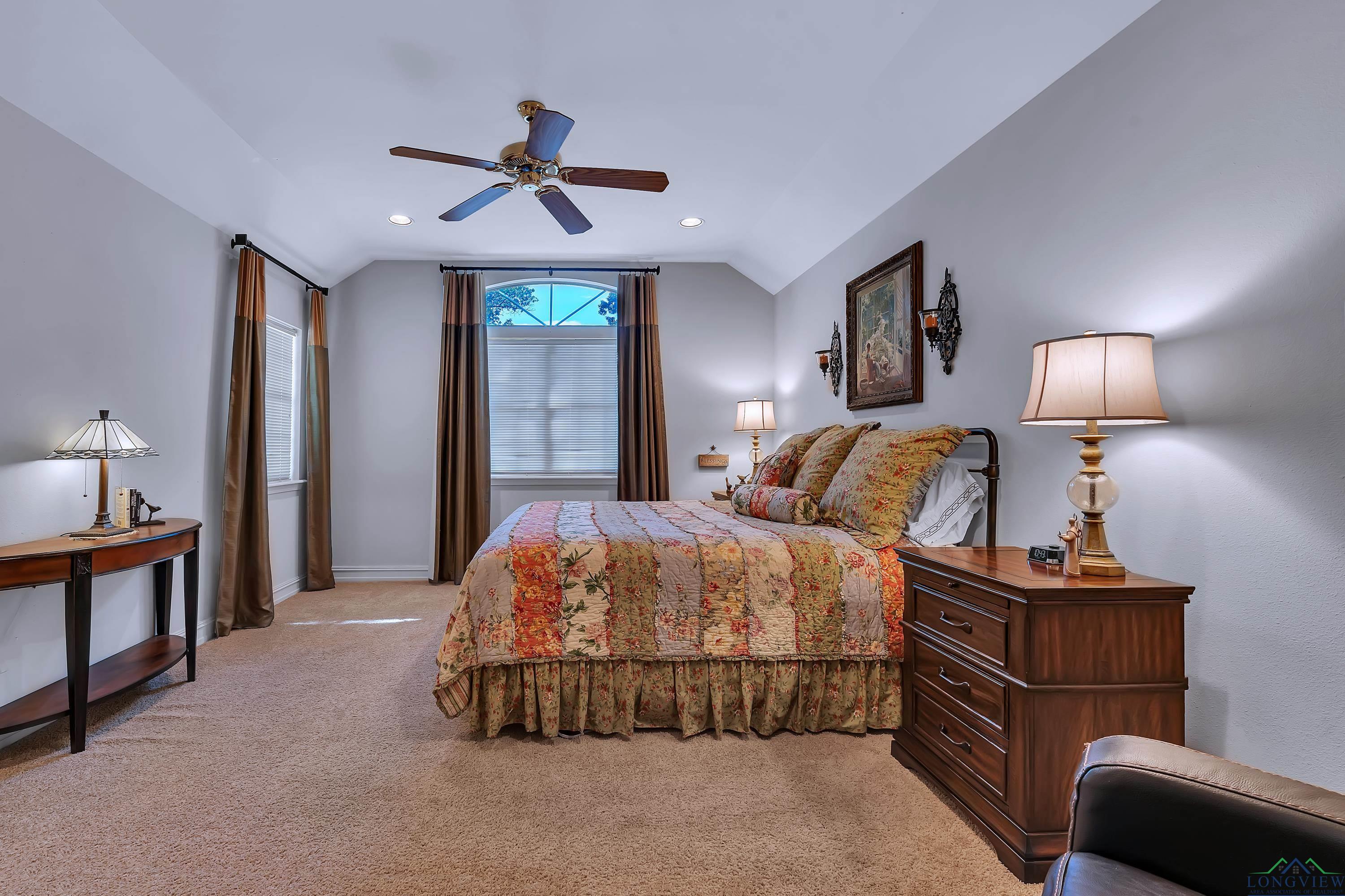 1014 Lovers Lane, Longview, Texas image 37