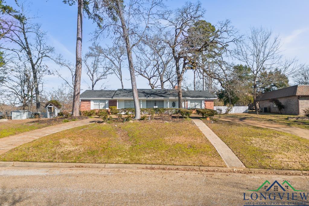 1615 Frost Street, Gilmer, Texas image 37