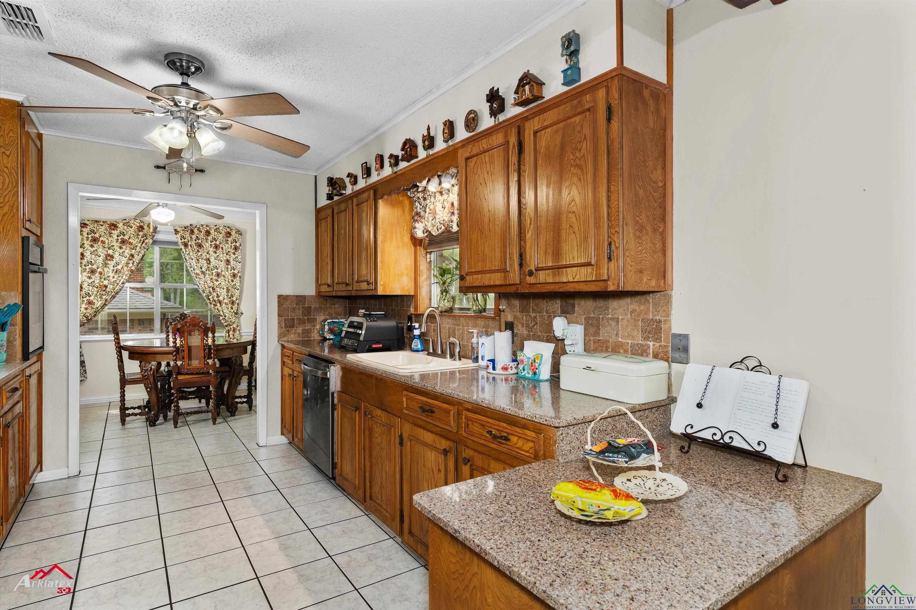 3215 Restview St, Longview, Texas image 11