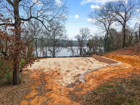 Vacant Land For Sale - 656 N Lake Dr<br/> Gladewater, TX 75647