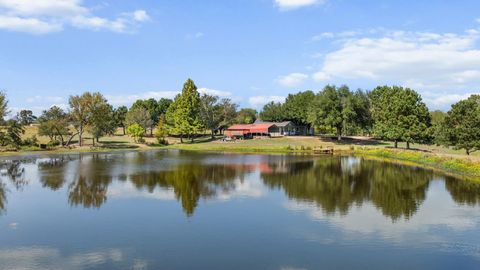 Homes For Sale - 1688 County Road 3118<br/> Wood County, Quitman, TX 75783